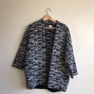 Open Sweater, no buttons